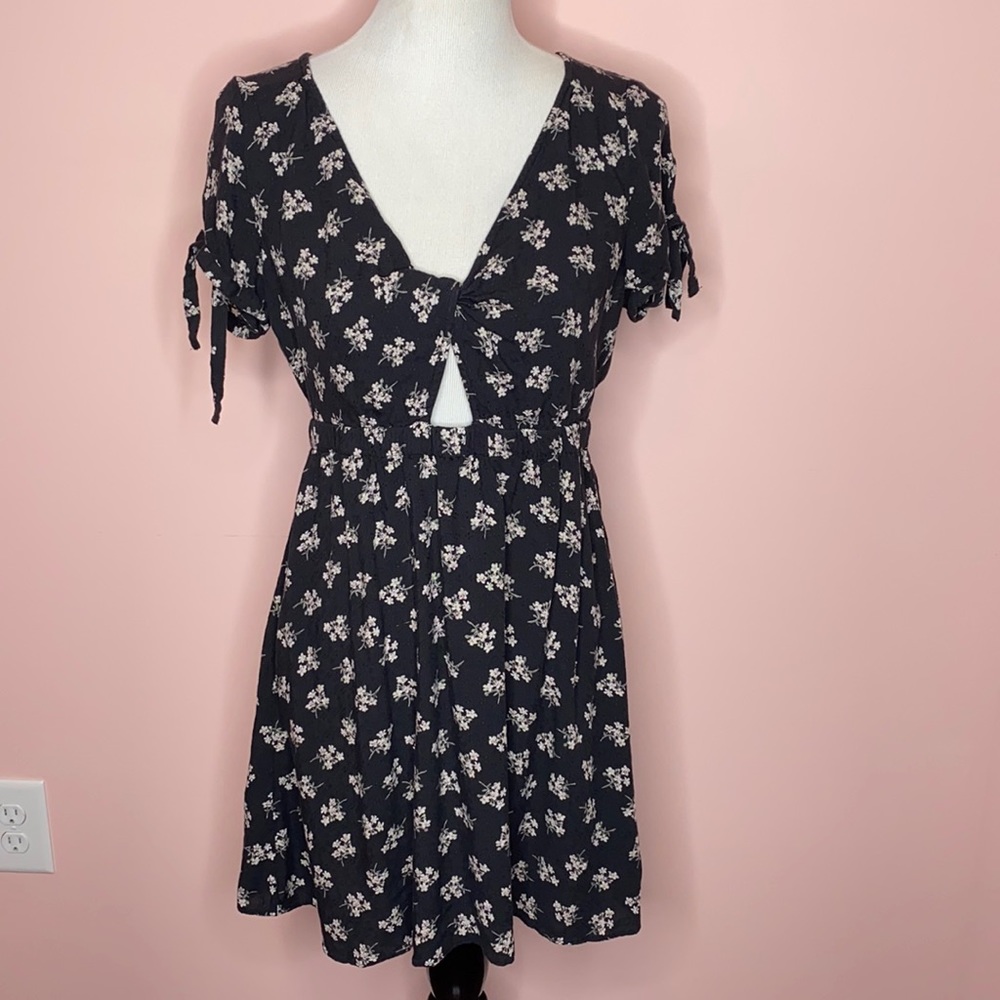 American Eagle Black Floral Dress